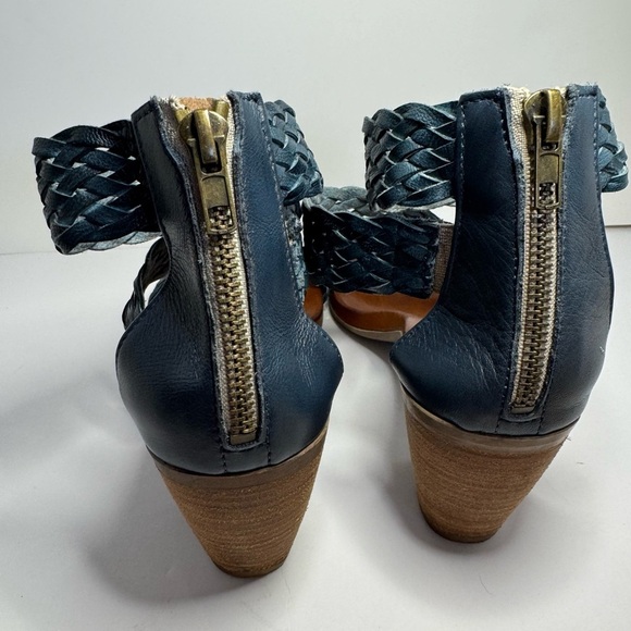 SUNDANCE Bonaire Strappy Sandals Blue 39 - Picture 2 of 10